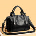 Женская кожаная сумка D8029 BLACK